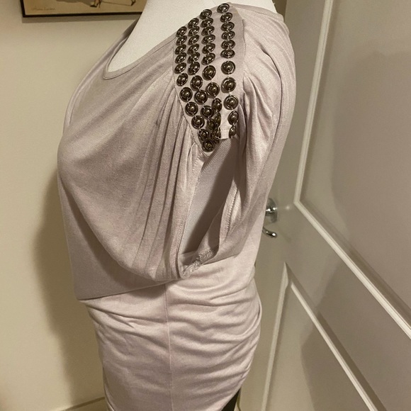 Grey Guess shirt with silver shoulder detail. Med - Picture 4 of 6